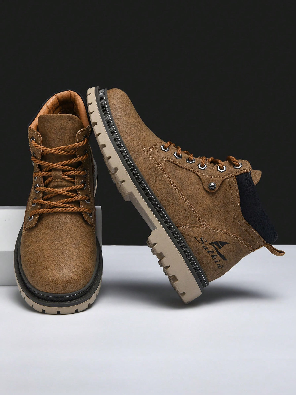 Classic Designer Handmade Men's Boots – Waterproof, Arch Support, Pressure Relief, Spacious Toe Box Outdoor Shoes